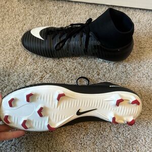 Nike mercurial soccer cleats